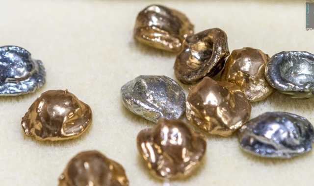 Bari, tre sorelle trasformano le orecchiette in gioielli: �Ma la pasta deve essere fatta a mano�